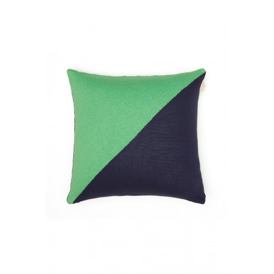 Sour Straps Knit Cushion