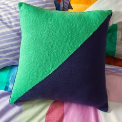 Sour Straps Knit Cushion